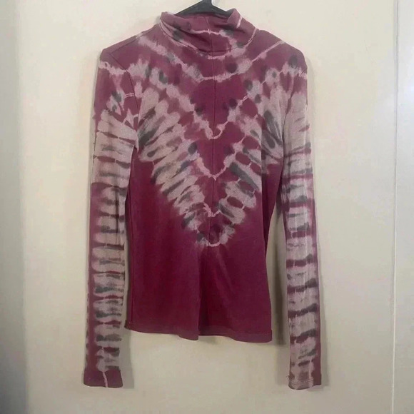 Free People tie dye turtleneck blouse small - Picture 2 of 4